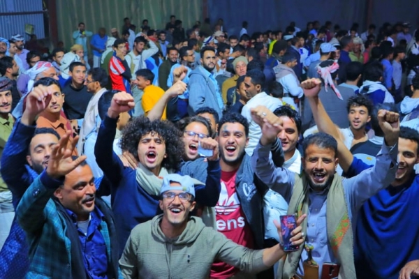 مأرب تحتفل بالفوز التاريخي للمنتخب المغربي ممثل العرب الوحيد في مونديال قطر