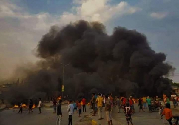 الحراك الثوري يدعو لتصعيد الاحتجاجات المنددة بانهيار العملة وتدهور الخدمات
