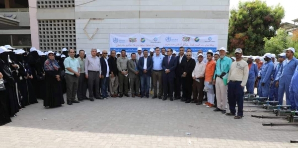 عدن.. وزير الصحة يدشن حملات الرش والتوعية المجتمعية لمكافحة الضنك