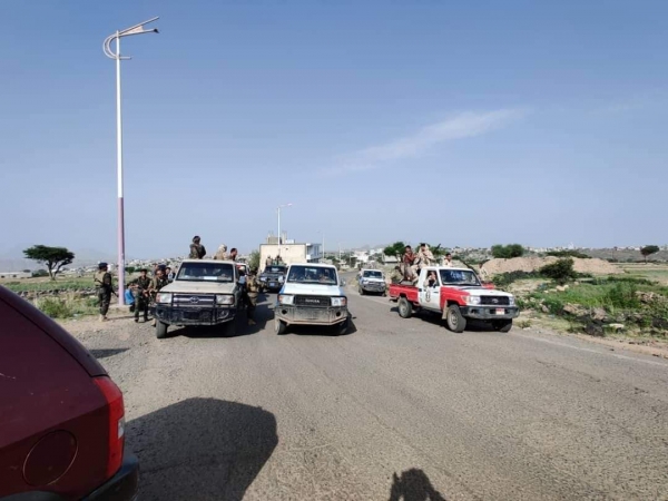 شرطة تعز تبث مقطع فيديو للحملة الأمنية التي ضبطت قتلة الموظف الأممي