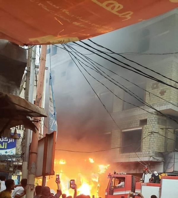 اندلاع حريق في محلات تجارية بمحافظة صعدة