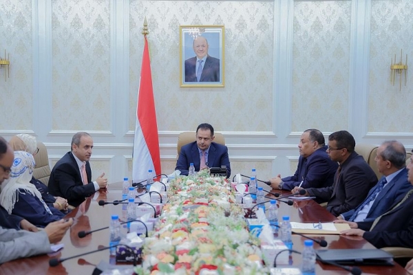 اجتماع رئيس الوزراء معين عبدالملك مع مجلس الاعتماد الأكاديمي اجتماع رئيس الوزراء معين عبدالملك مع مجلس الاعتماد الأكاديمي