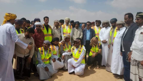 المهرة.. فريق عماني يصل إلى حصوين لتفقد أضرار إعصار تيج