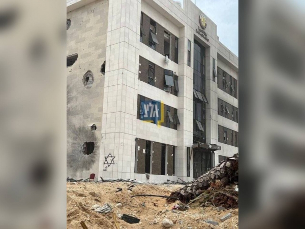 الحكومة اليمنية تدين قصف الاحتلال مقر اللجنة القطرية "لإعادة إعمار غزة"