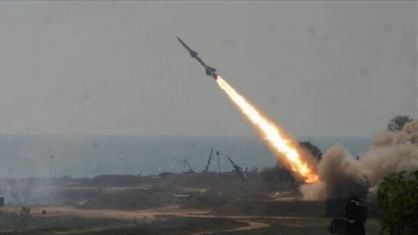 صحيفة إسرائيلية تتحدث عن اعتراض صاروخ حوثي متجه إلى إيلات