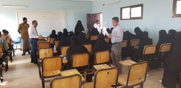 نائب رئيس جامعة المهرة يدشّن انتخابات الجمعيات العلمية بالكليات