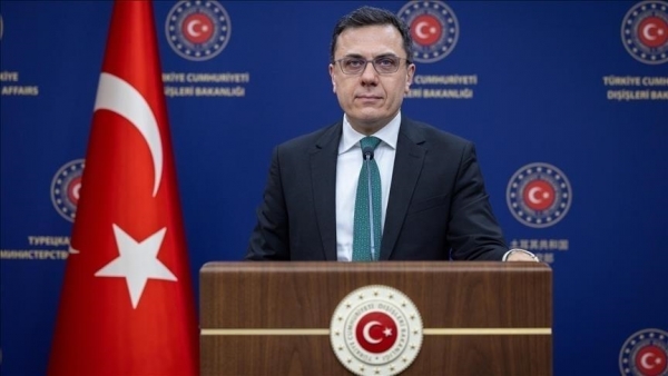 وزير الخارجية التركي يؤكد لنظيرة البريطاني على ضرورة خفض التصعيد في خليج عدن