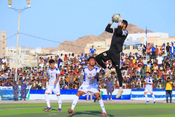 اتحاد كرة القدم يعلن تأجل مباراتي إياب نصف نهائي الدوري اليمني