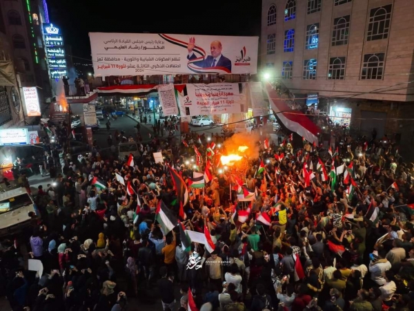 إيقاد شعلة ثورة 11 فبراير في تعز