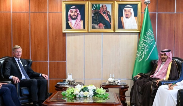 المبعوث الأممي يلتقي سفير السعودية لدى اليمن محمد آل جابر