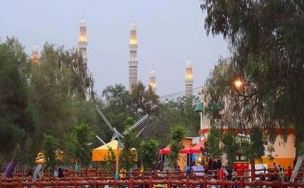 حدائق أمانة العاصمة تستقبل أكثر من 200 ألف زائر في أول أيام العيد