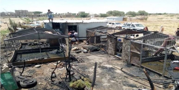 إحصائية حكومية: أكثر من 30 حريق في مخيمات النازحين بمأرب منذ مطلع العام