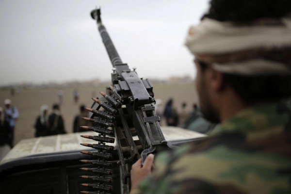 مقتل أربعة ضباط حوثيين في مواجهات مع القوات الحكومية