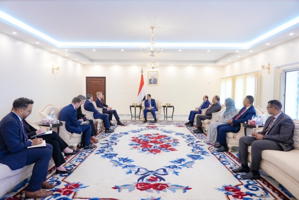 بن مبارك يجدّد دعم الحكومة والمجلس الرئاسي لجهود المبعوث الأممي