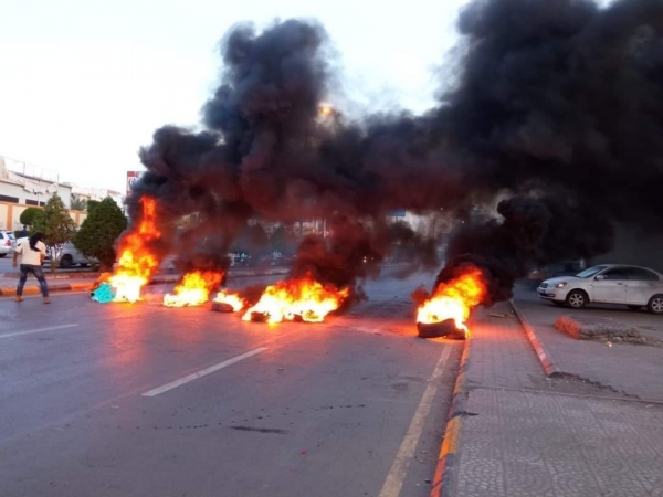 الاحتجاجات المنددة بانقطاع الكهرباء في عدن