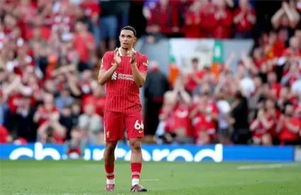 أرنولد يترك ليفربول بعد 20 عامًا ويقترب من ريال مدريد أرنولد يترك ليفربول بعد 20 عامًا ويقترب من ريال مدريد