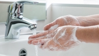 لماذا يعد غسل الأيدي أمراً صعباً على الملايين في أنحاء العالم؟