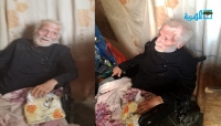 على كرسي متحرك وجسد هزيل .. كاتب فلسطيني مُسن يعيش المأساة والمرض في صنعاء