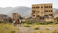 في اليمن.. عام دراسي جديد منهك بأعباء لا تحصى (تقرير خاص)