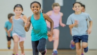 دراسة: الجري في الصغر يقي من الإصابة بالخرف في الكبر