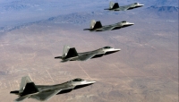واشنطن ترسل مقاتلات "إف-22" إلى الشرق الأوسط بسبب النشاط الروسي
