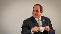 السيسي يعلن حزمة من الإجراءات للتخفيف من الأزمة الاقتصادية في مصر
