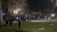 جامعة كاليفورنيا تلغي الدراسة الأربعاء عقب اشتباكات بين محتجين