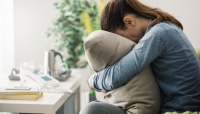 دراسة: الاكتئاب والقلق يعرضان النساء للإصابة بأمراض القلب